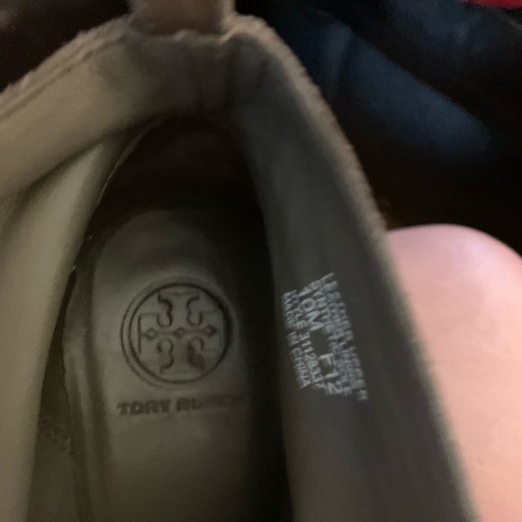 Tory Burch platform boots - Picture 4 of 6